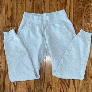 light grey joggers lululemon